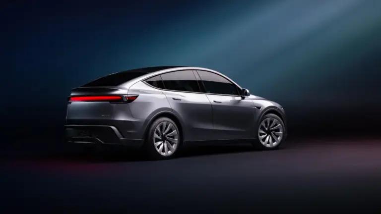 Tesla Modely Y Performance in Grey