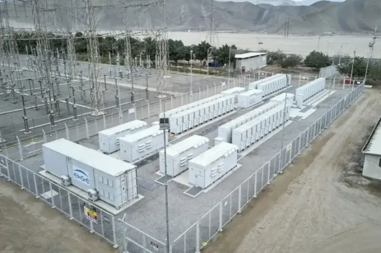 Commercial battery storage