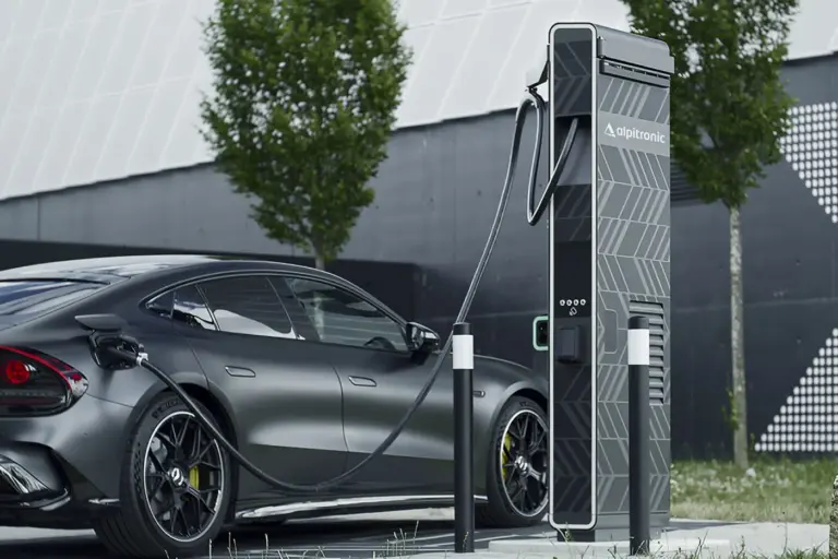 Mercedes AMG charging at Alpitronic Dispencer
